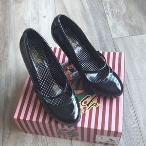 Pin up Couture patent heels cutie pie